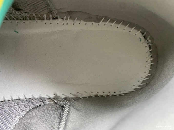 500 Yeezy Adidas GX3067 0816
